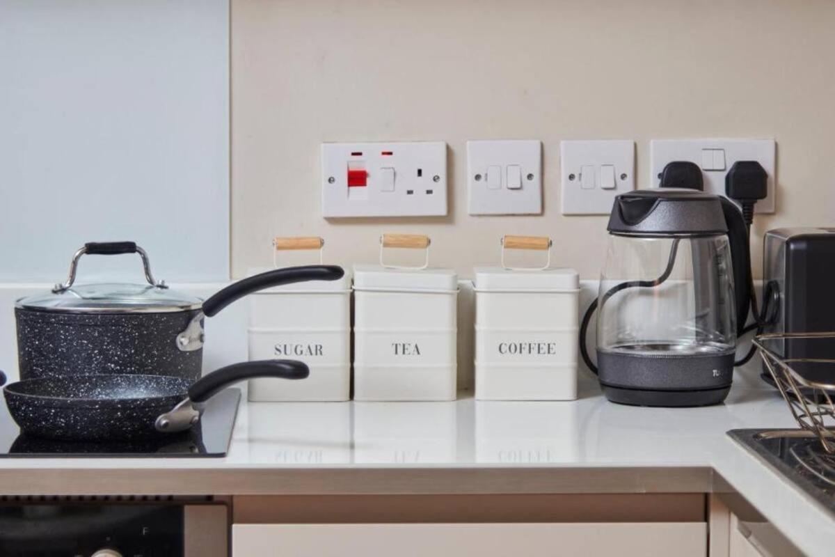 Beautiful 1 Bedroom Flat In Leeds - Sleeps 4 المظهر الخارجي الصورة